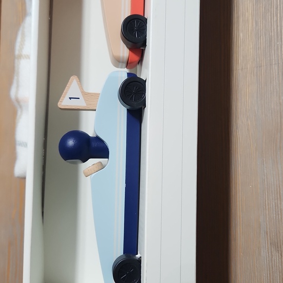 HEARTH&HANS pull-back Racecars. - Picture 6 of 12